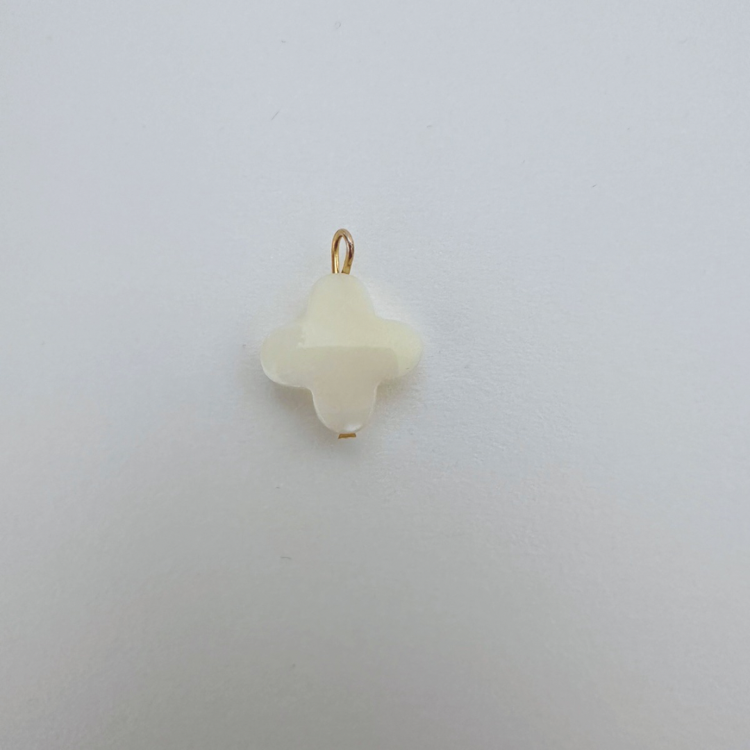 charm TREVO MADREPÉROLA