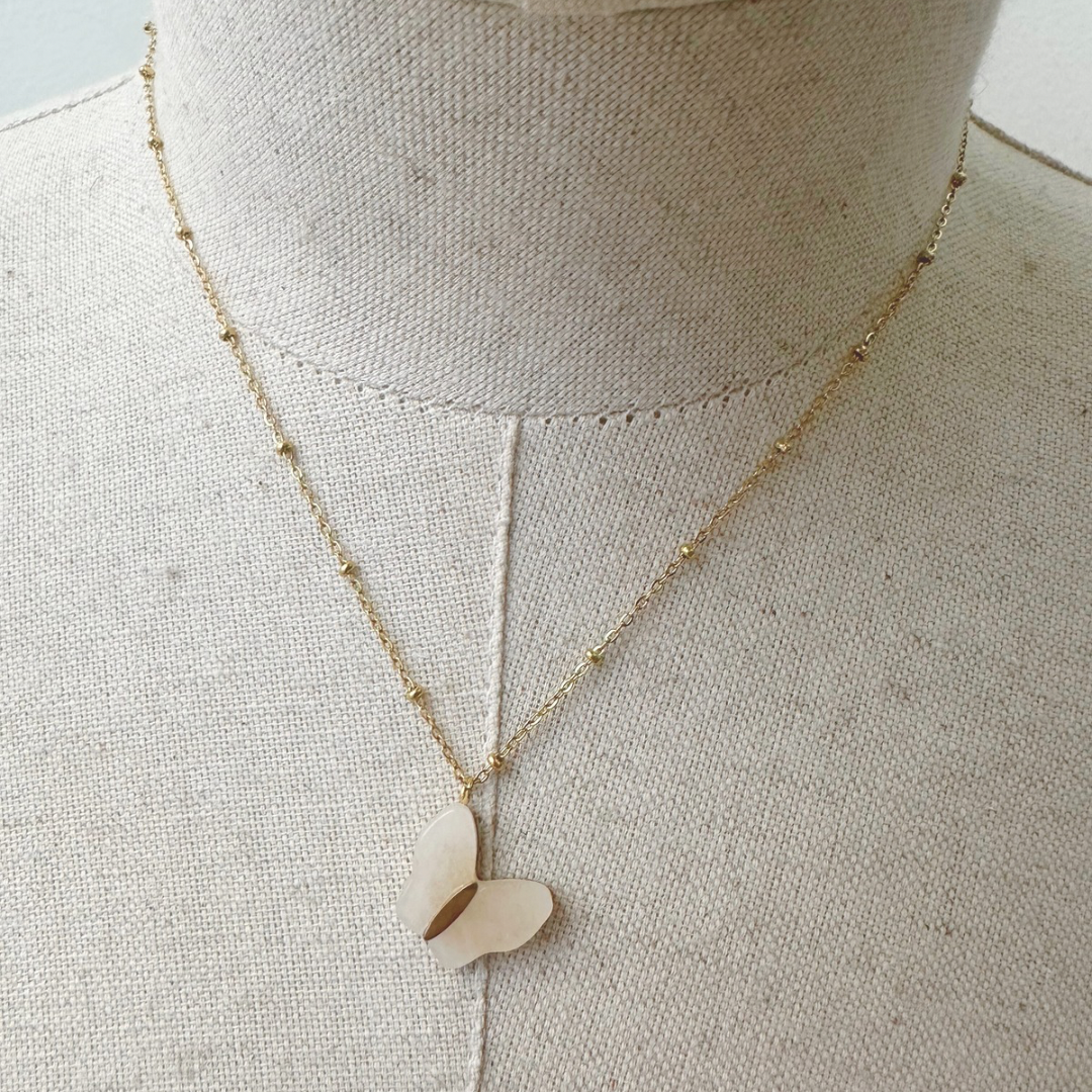 colar em aço BORBOLETA