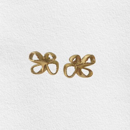 brincos em aço MILLY